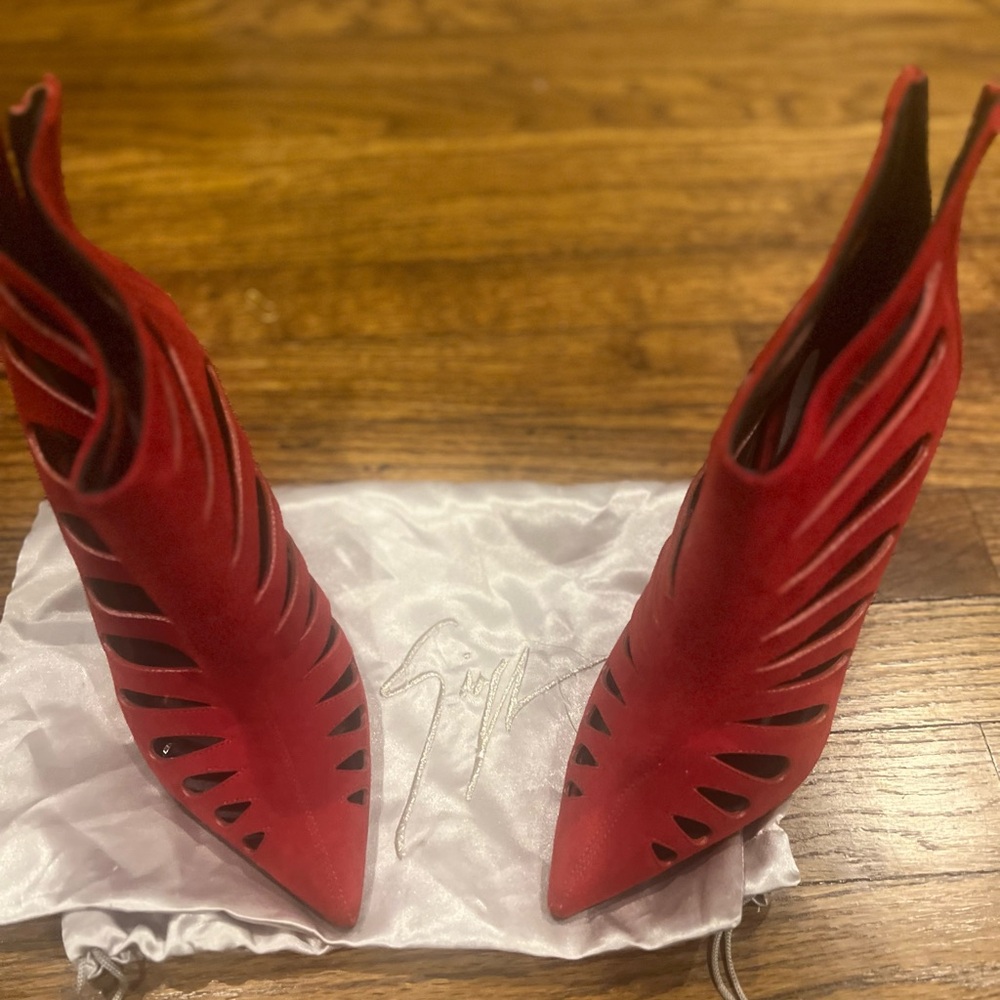 Red Heeled Boots with Feather Design